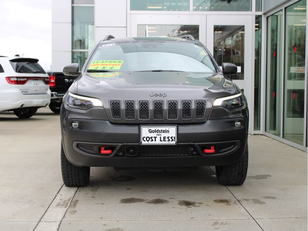 Used 2021 Jeep Cherokee Trailhawk image 2