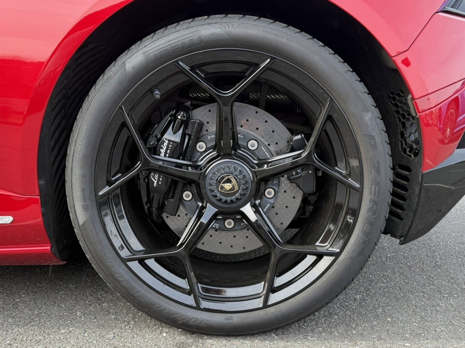 Used 2021 Lamborghini Huracan EVO image 10