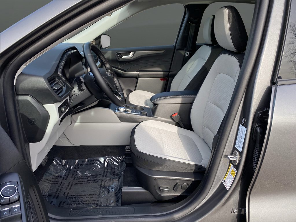 New 2026 Ford Escape Active w/ Active Premium Tech Pack AWD/4WD image 8
