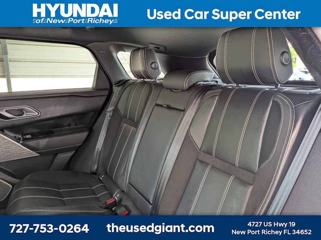 Used 2020 Land Rover Range Rover Velar R-Dynamic S image 17