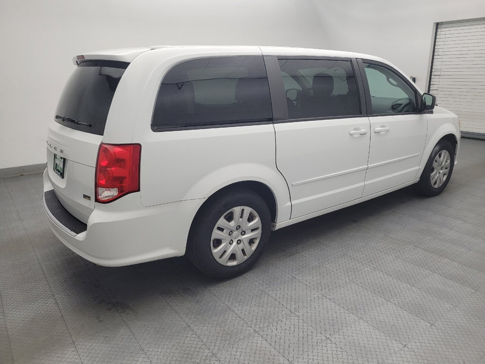 Used 2016 Dodge Grand Caravan SE w/ Quick Order Package 29E SE FWD image 10