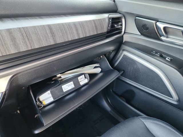 Used 2023 Kia Telluride EX w/ EX Captain's Chair Package image 49