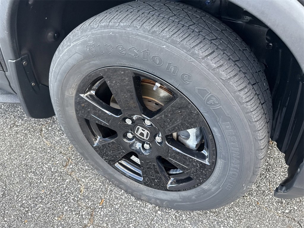 Used 2018 Honda Ridgeline Black Edition image 13