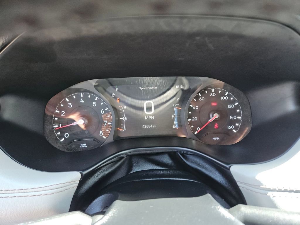 Used 2025 Jeep Compass Limited image 19