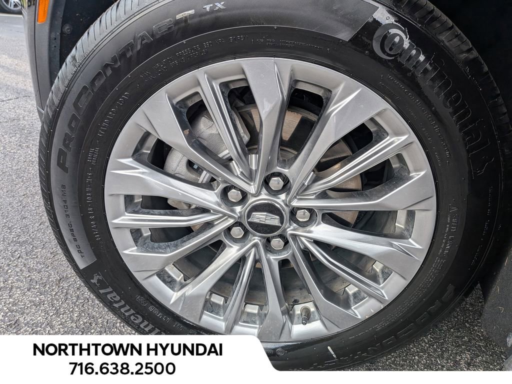 Used 2025 Cadillac XT4 Premium Luxury image 48