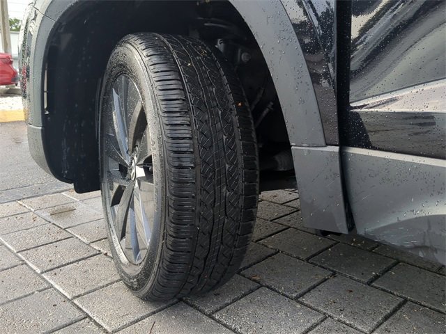 Used 2024 Volkswagen Taos S image 31