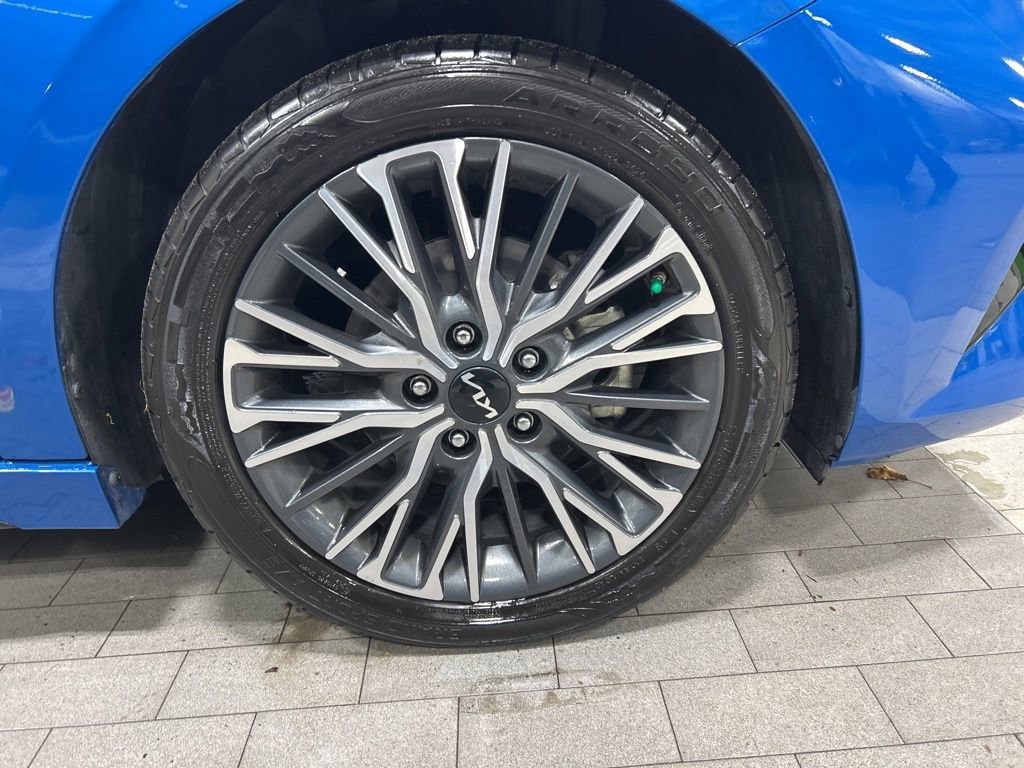 Certified 2023 Kia Forte GT-Line image 27