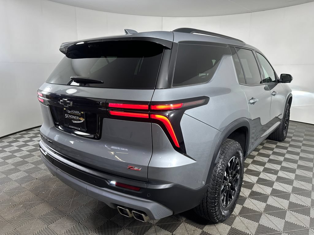 Used 2024 Chevrolet Traverse Z71 w/ Enhanced Driving Package AWD/4WD image 5