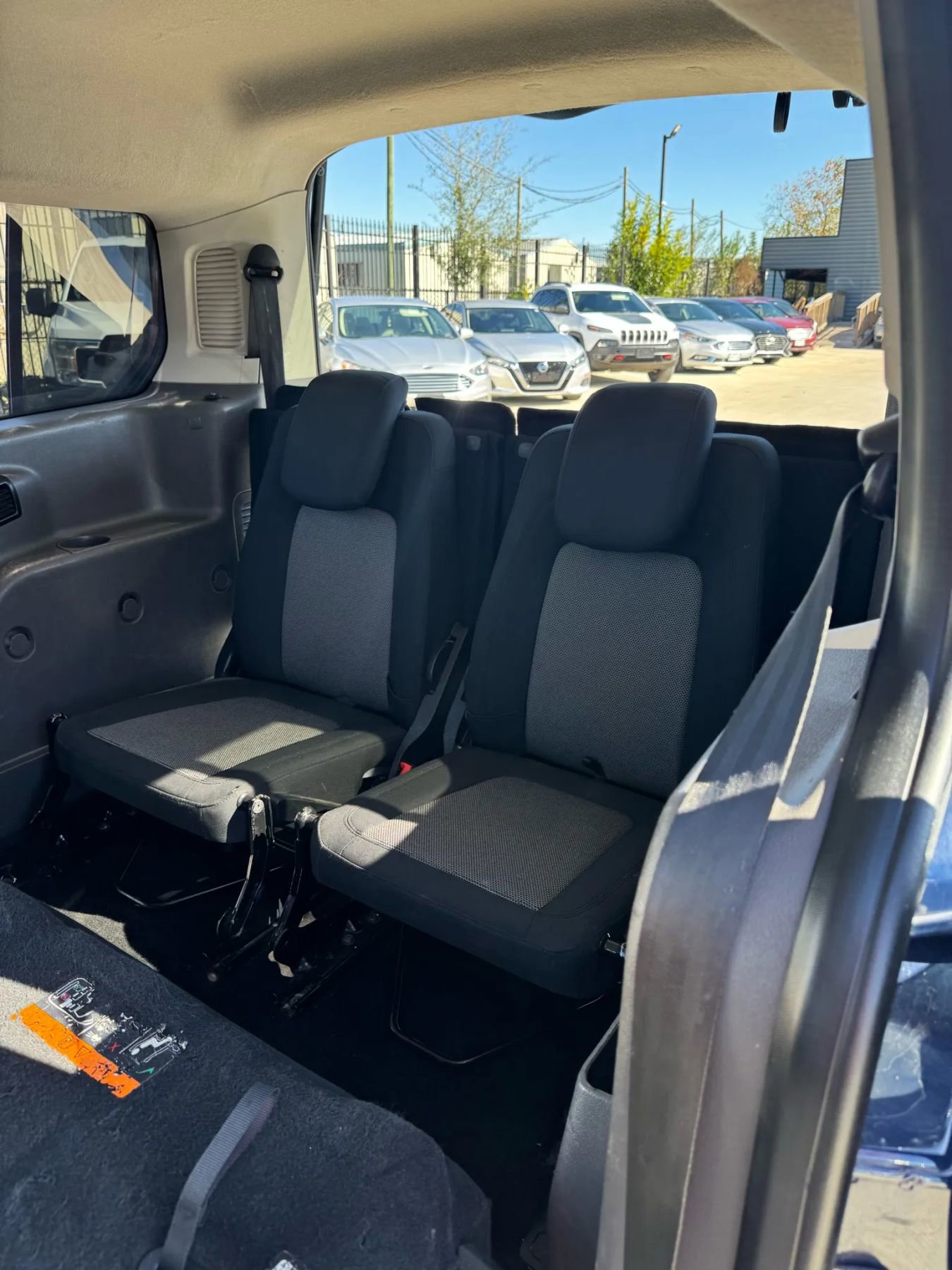 Used 2020 Ford Transit Connect XL image 28