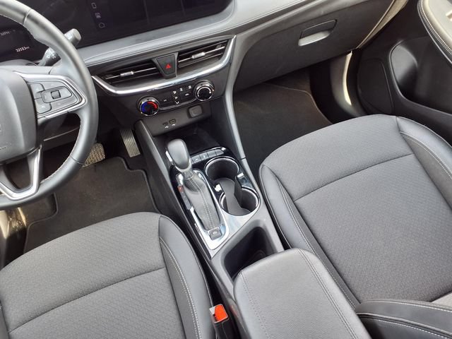 Certified 2025 Buick Encore GX Preferred FWD image 8