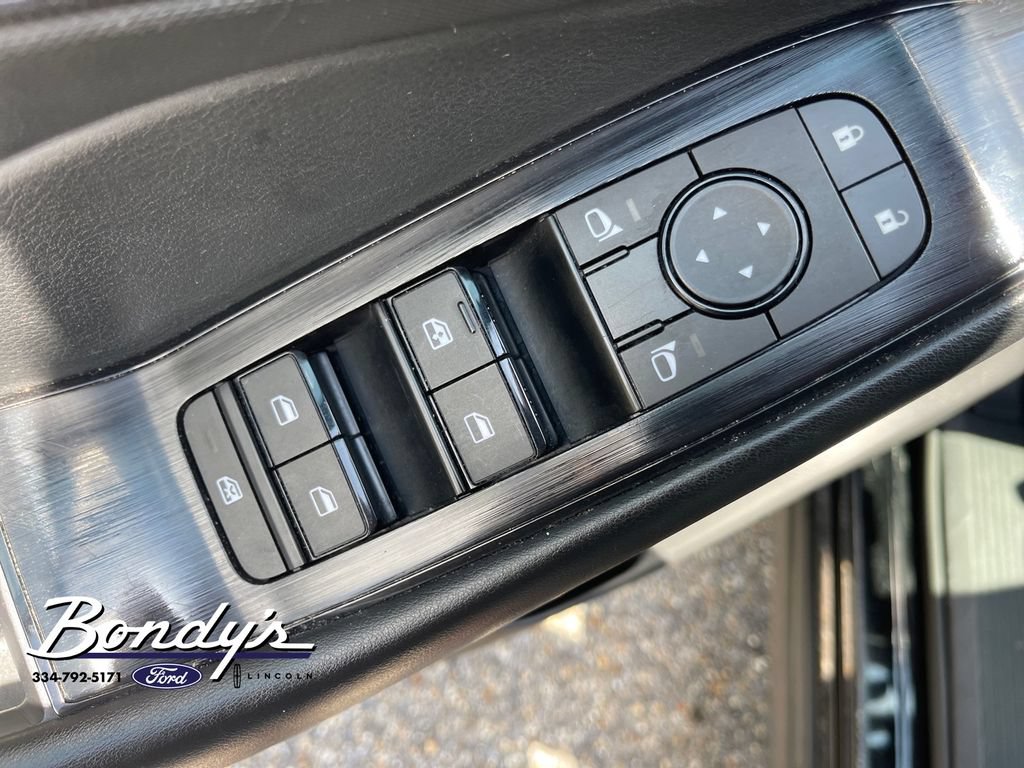 Used 2024 Nissan Rogue S AWD/4WD image 8
