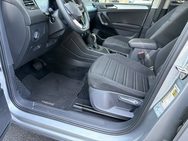 Used 2022 Volkswagen Tiguan S FWD image 9