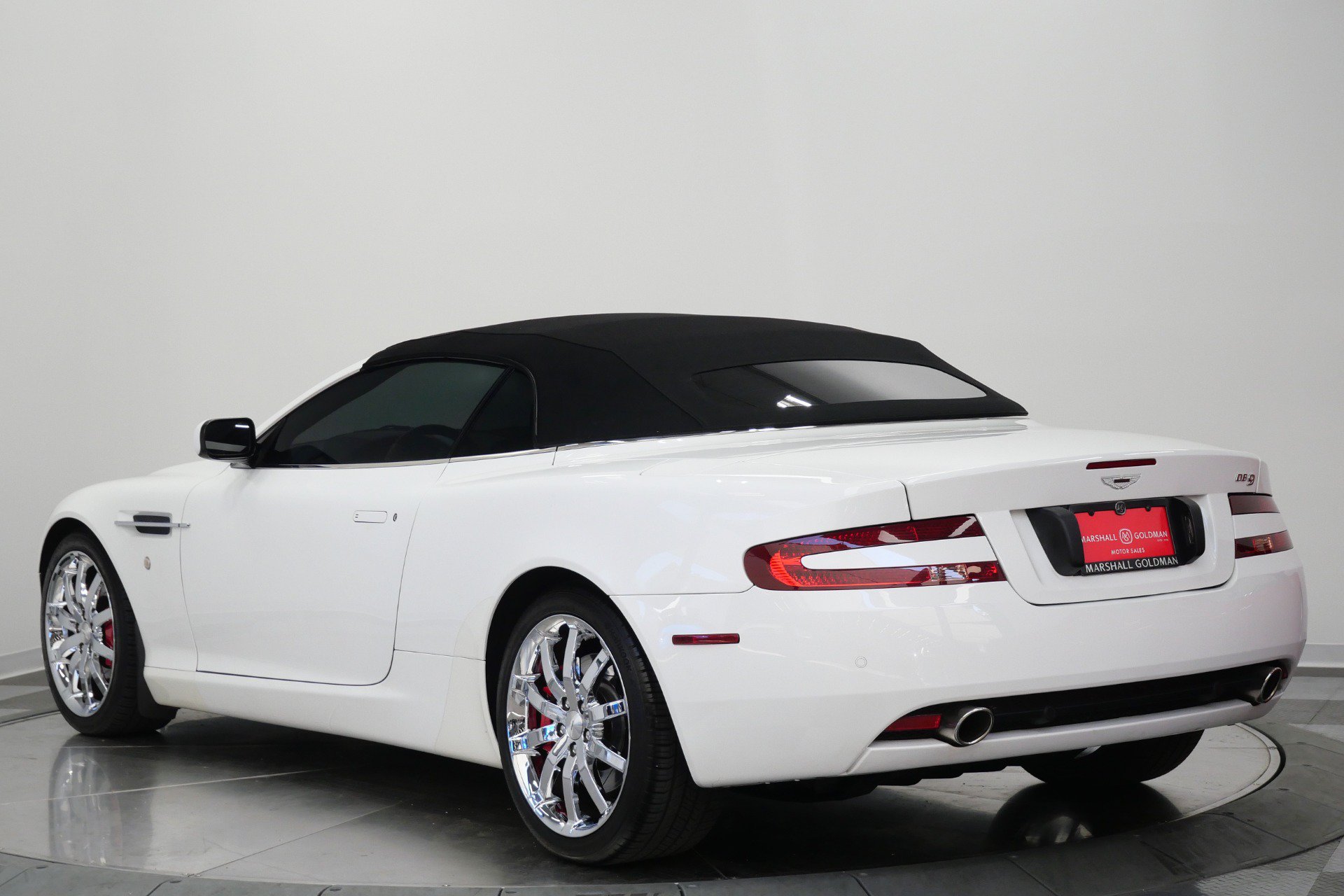 Used 2008 Aston Martin DB9 Volante RWD image 7