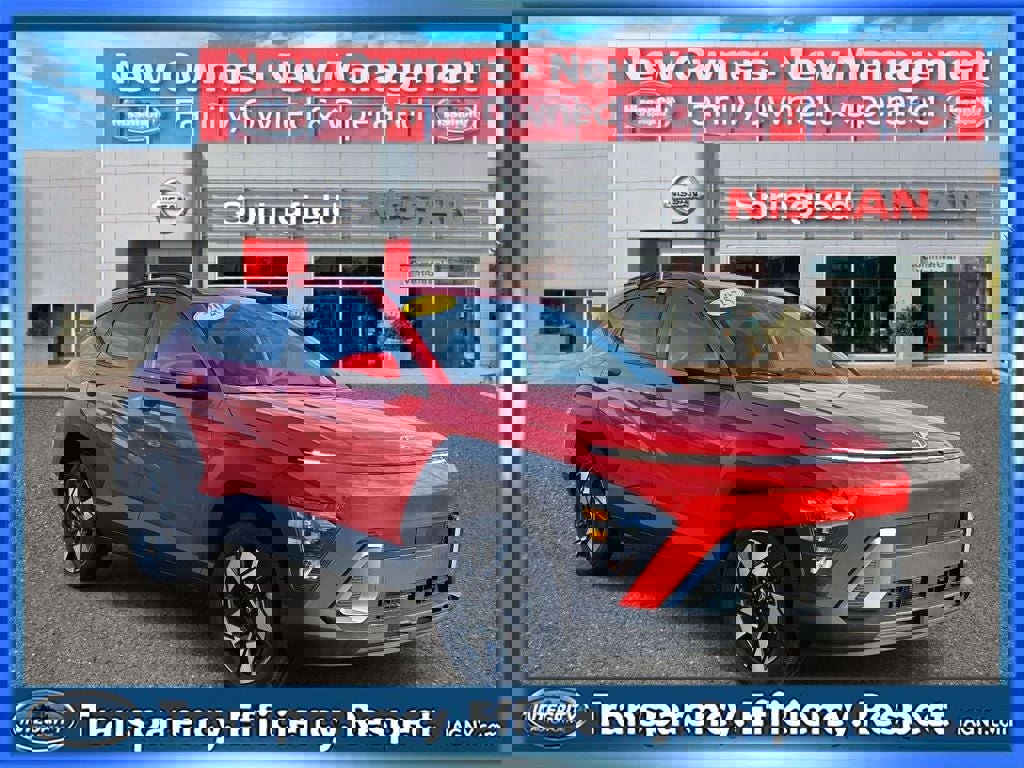 Used 2025 Hyundai Kona SEL image 1