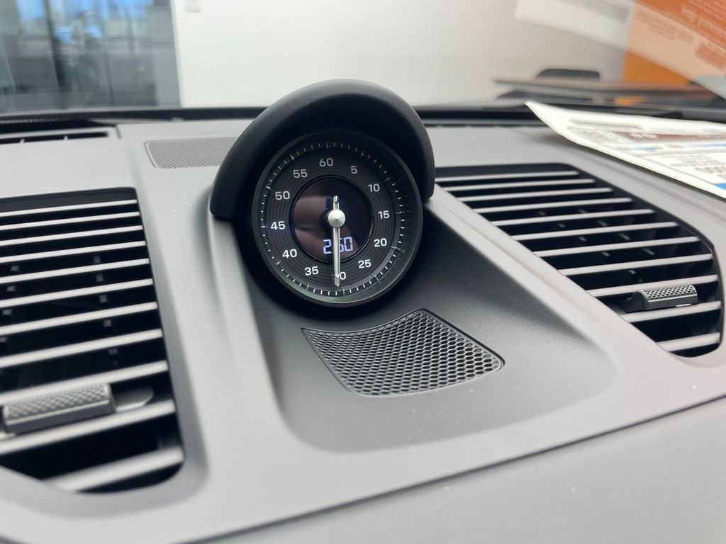 New 2026 Porsche 911 Carrera 4S image 13