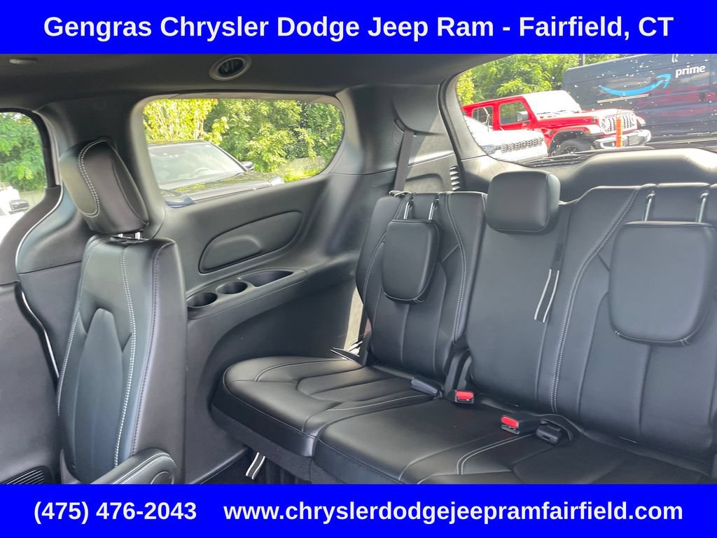 Certified 2024 Chrysler Pacifica Touring-L w/ S Appearance Package AWD/4WD image 48