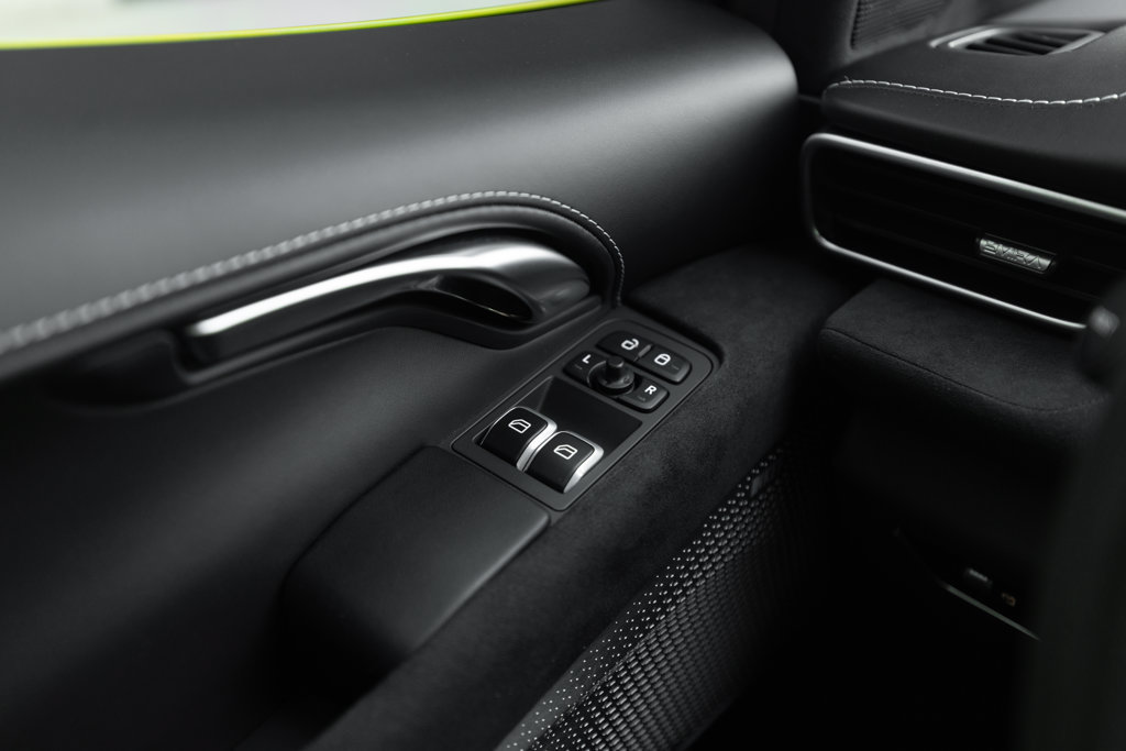 Used 2025 Lotus Emira RWD image 35