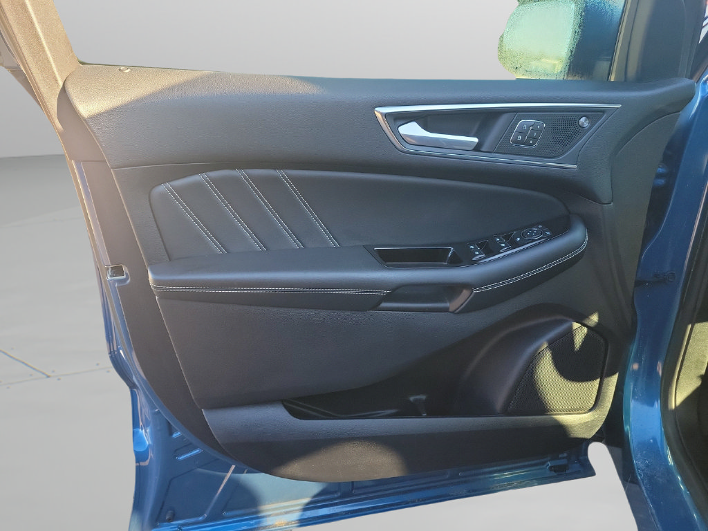Used 2019 Ford Edge ST w/ Equipment Group 401A AWD/4WD image 21