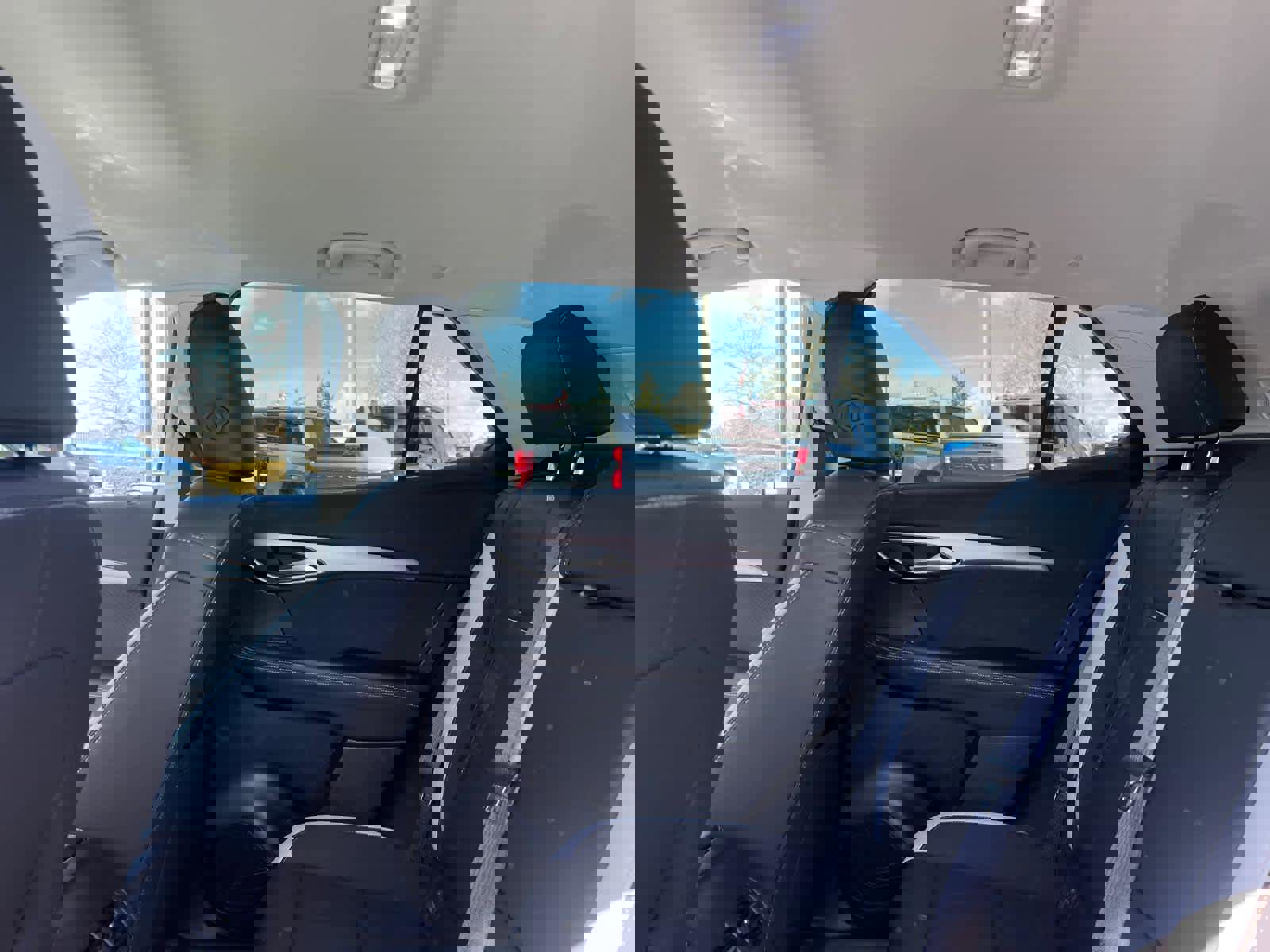 Certified 2025 Buick Envision Sport Touring image 30