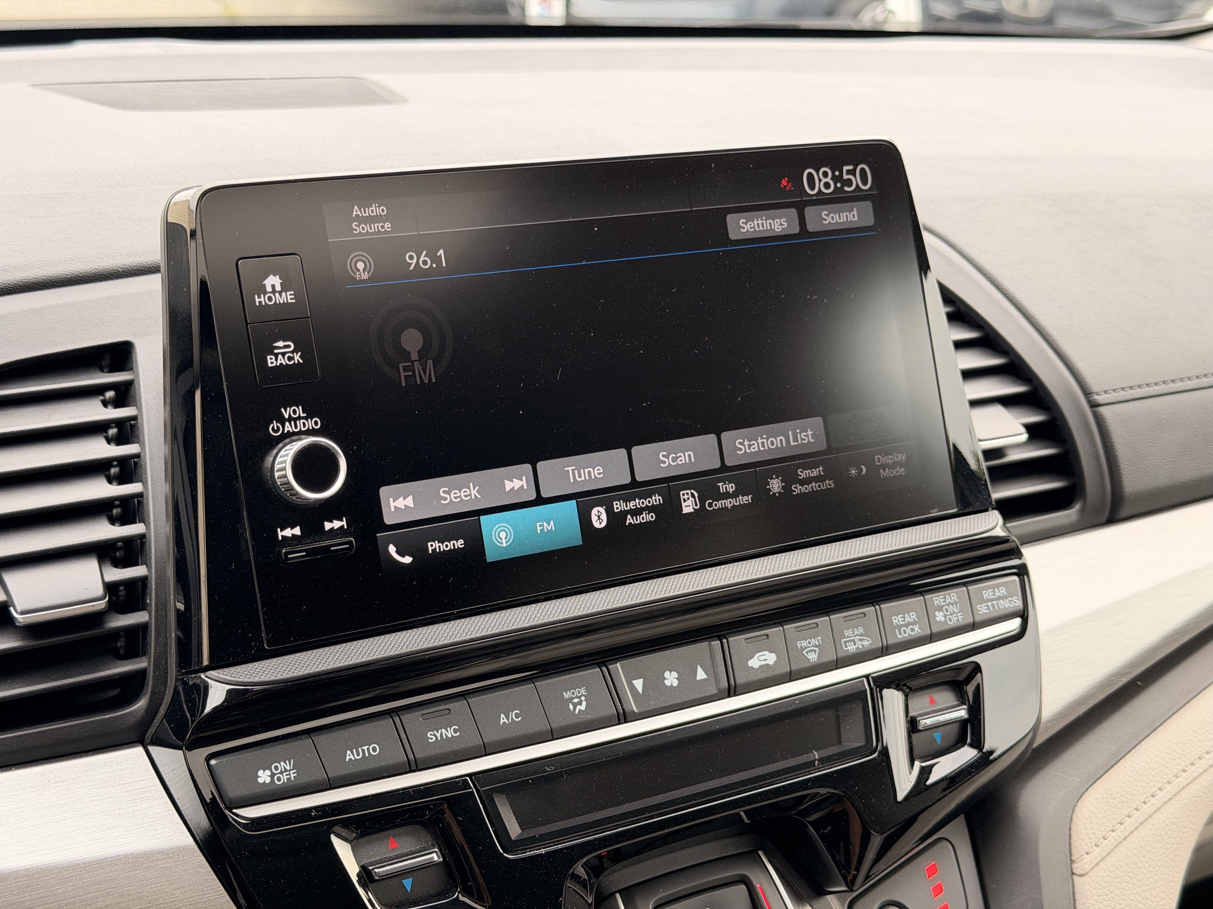 Used 2025 Honda Odyssey EX-L image 21