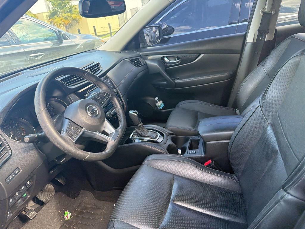 Used 2018 Nissan Rogue SL image 12