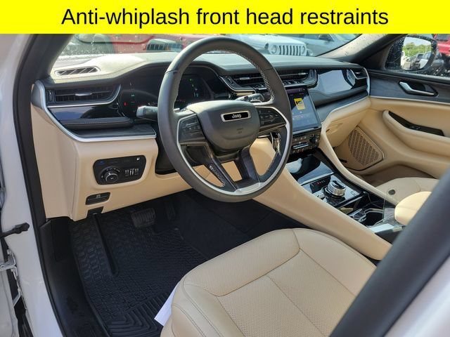Used 2023 Jeep Grand Cherokee 4WD 4xe w/ Luxury Tech Group II image 24