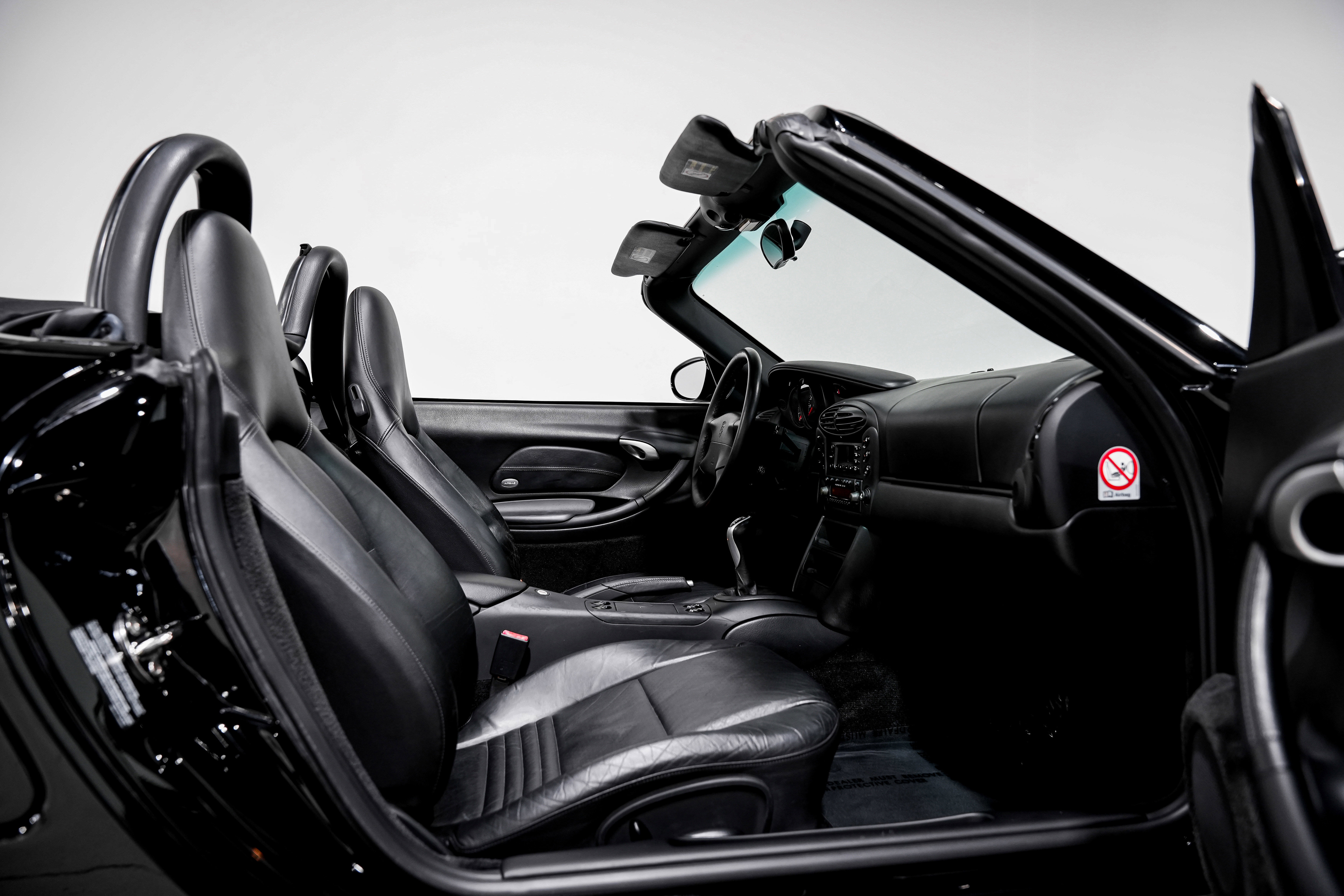 Used 2000 Porsche Boxster image 23