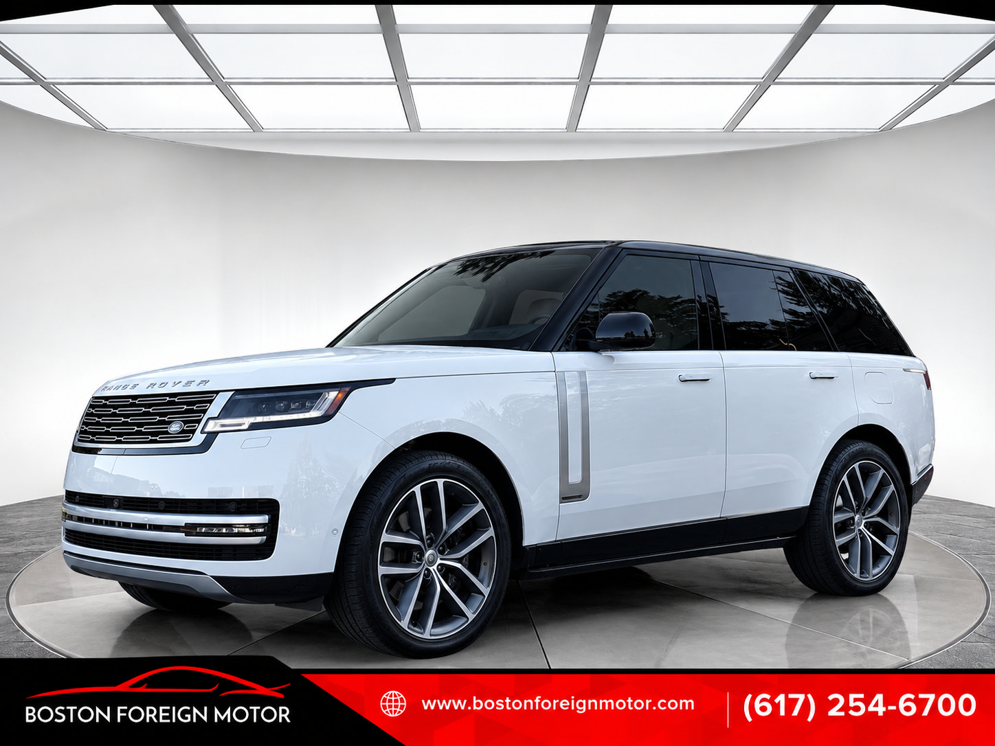 Used 2025 Land Rover Range Rover Autobiography AWD/4WD image 1