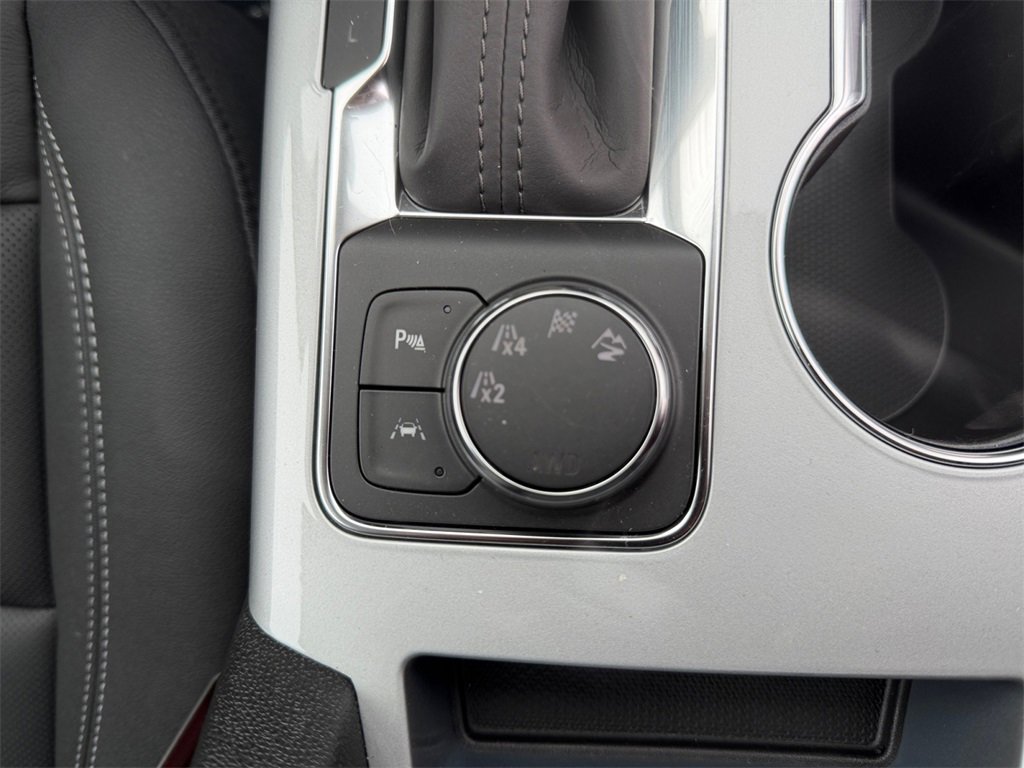 New 2026 Chevrolet Blazer LT image 38