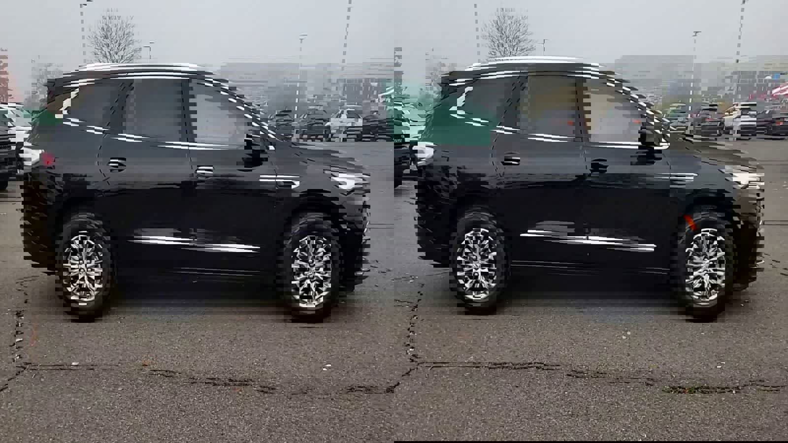 Used 2024 Buick Enclave Premium image 9