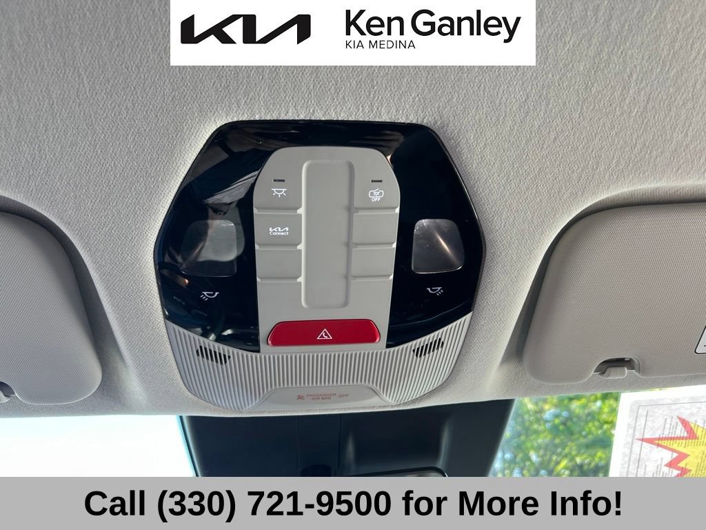 Certified 2025 Kia K4 FWD image 40