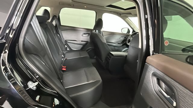 Used 2021 Nissan Rogue SV FWD image 30
