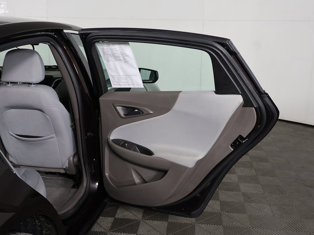 Used 2020 Chevrolet Malibu LT image 18