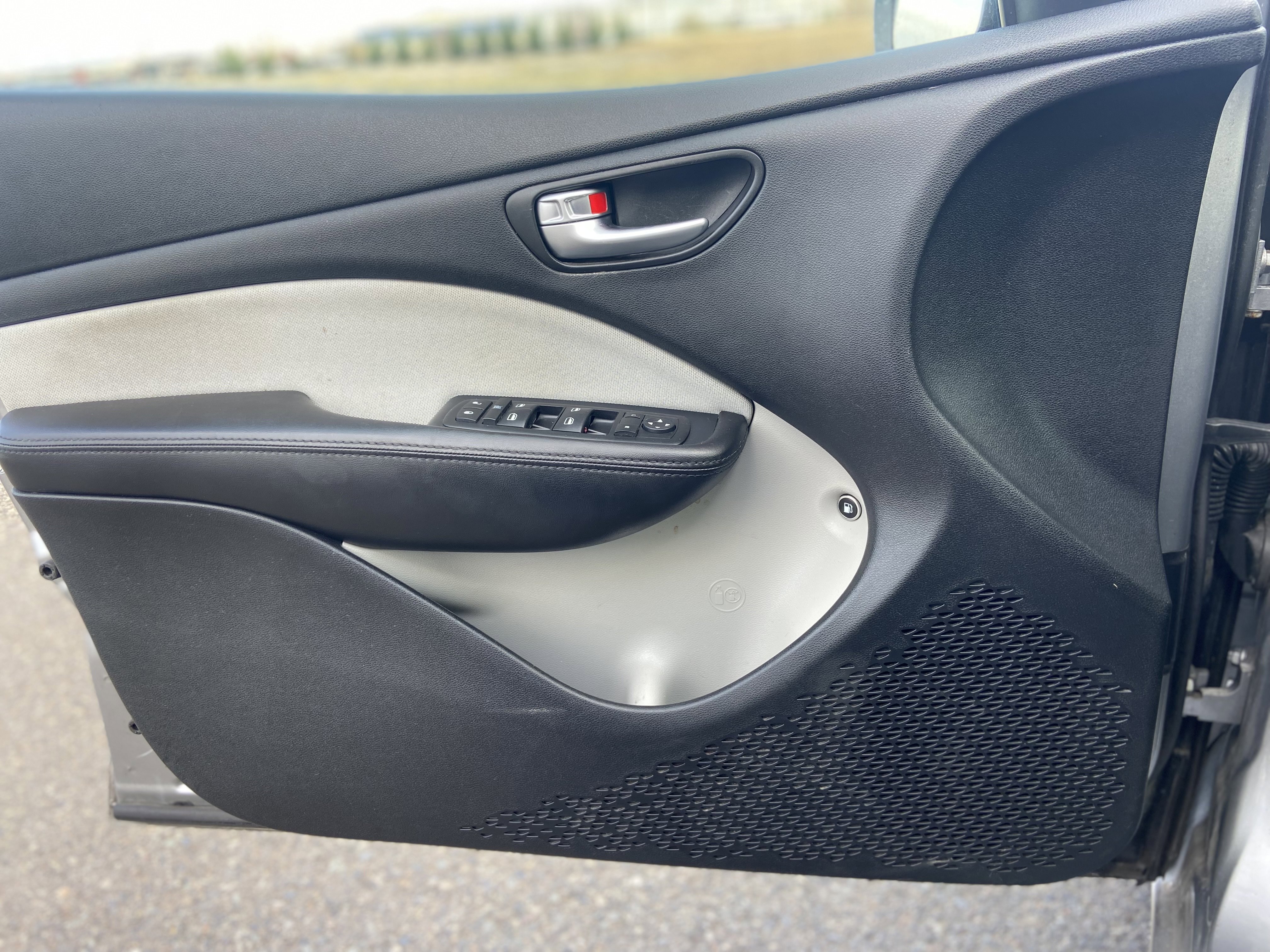 Used 2014 Dodge Dart SXT image 16