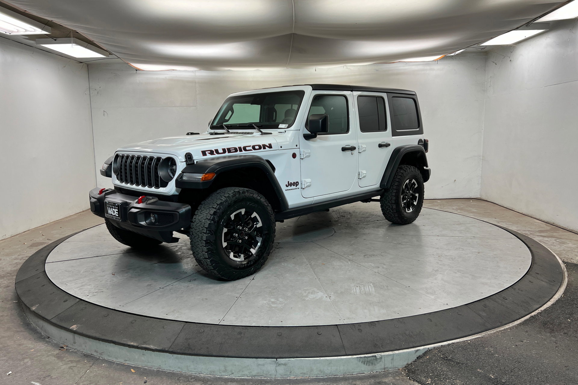 Used 2025 Jeep Wrangler Unlimited Rubicon image 1