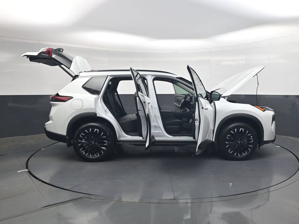 New 2026 Nissan Rogue Dark Armor AWD/4WD image 42