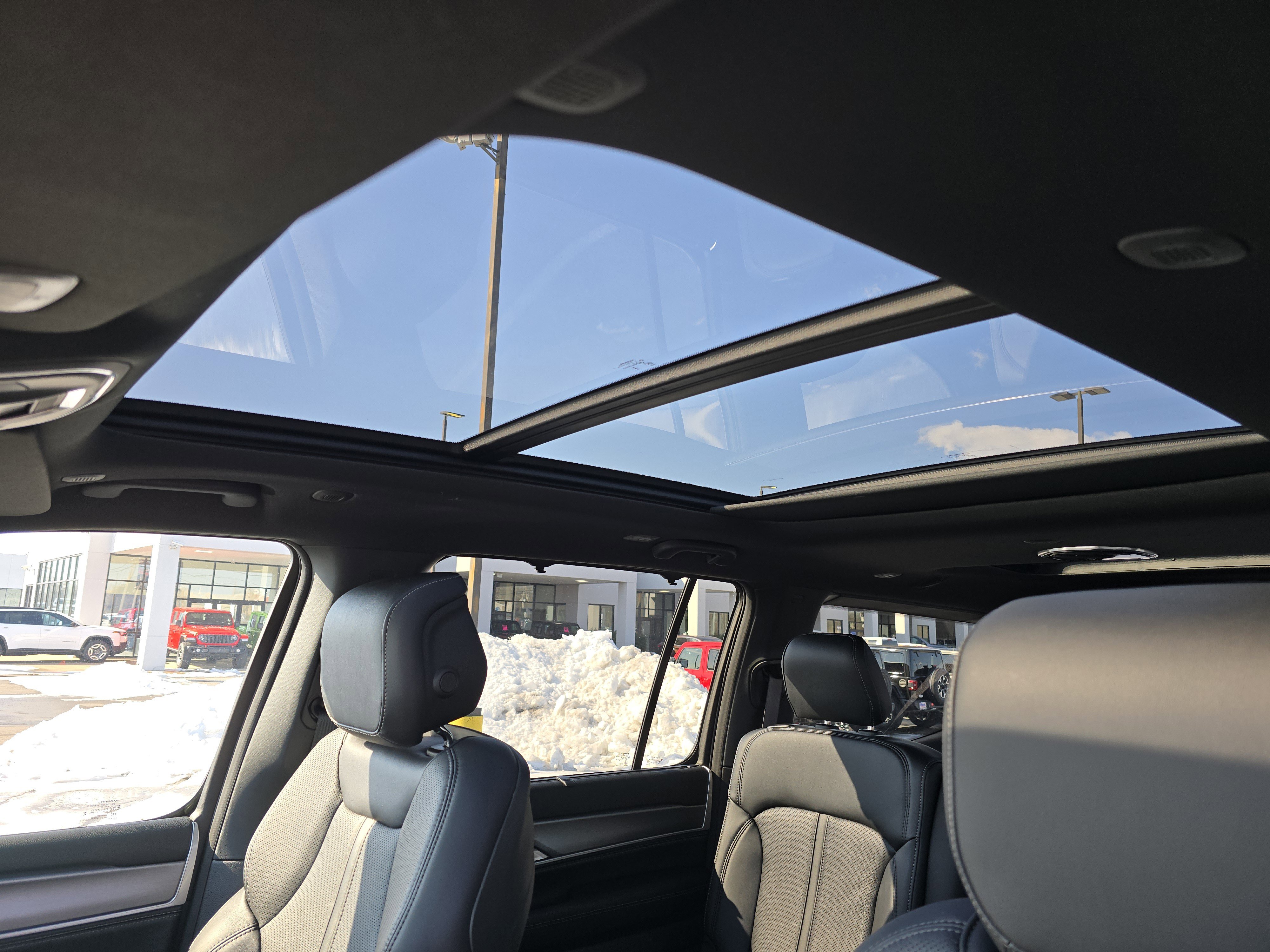 New 2026 Jeep Grand Wagoneer Limited image 4