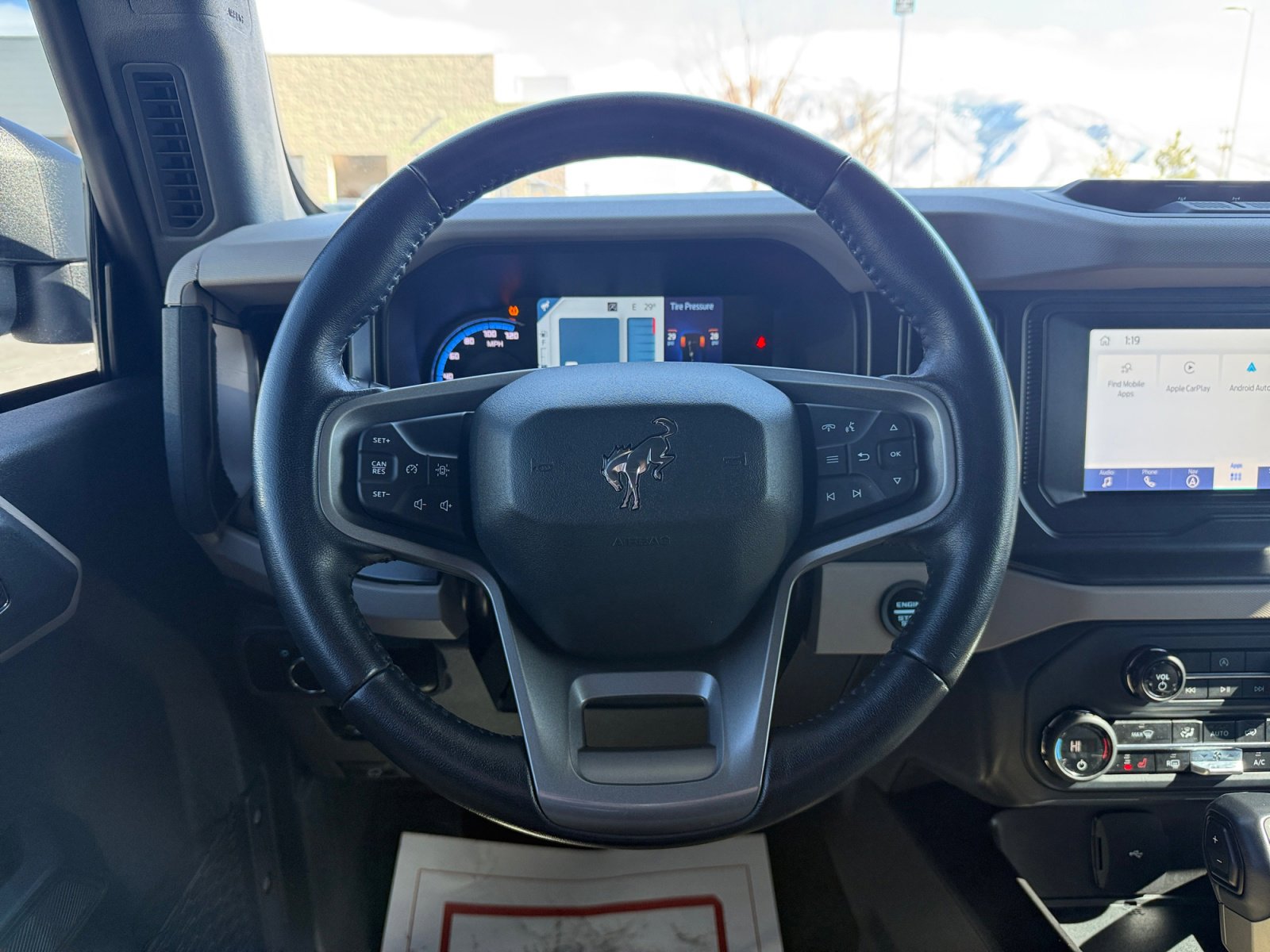 Used 2023 Ford Bronco Big Bend w/ Sasquatch Package image 9