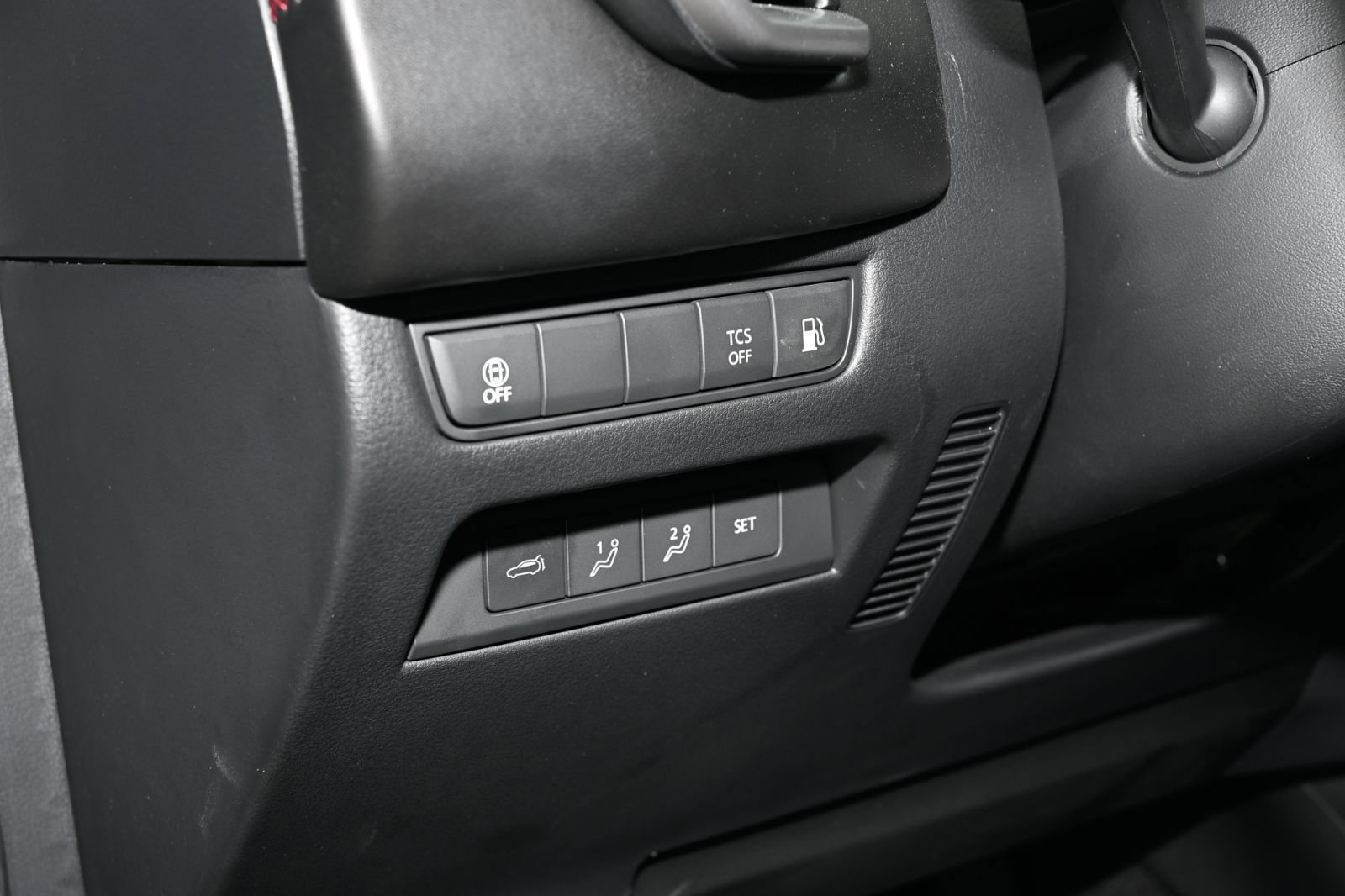Used 2025 MAZDA CX-50 AWD 2.5 Hybrid w/ Weather Package image 25
