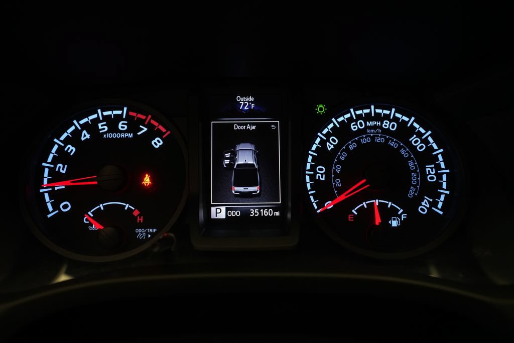 Used 2023 Toyota Tacoma SR AWD/4WD image 2