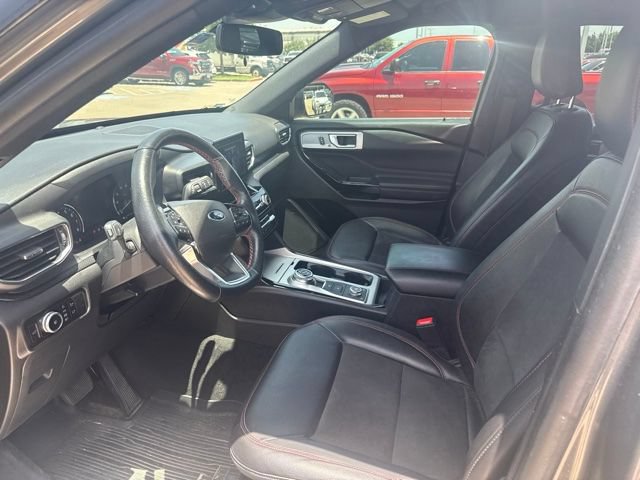Used 2023 Ford Explorer ST-Line AWD/4WD image 5