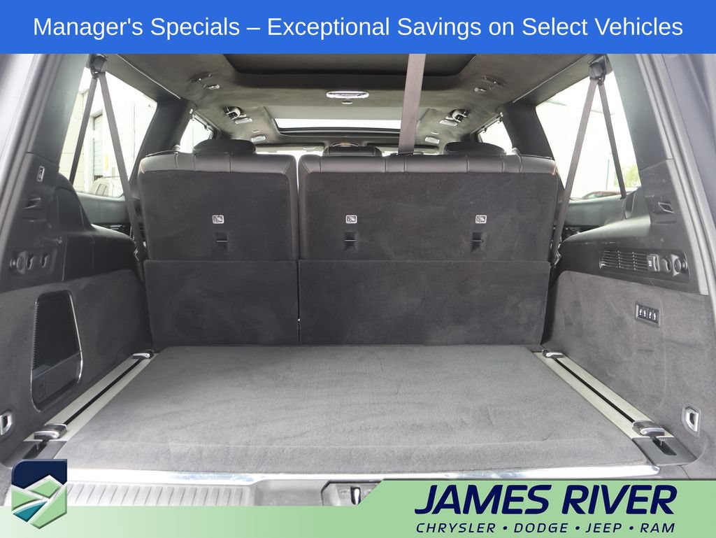 Used 2024 Jeep Grand Wagoneer L Series III AWD/4WD image 16