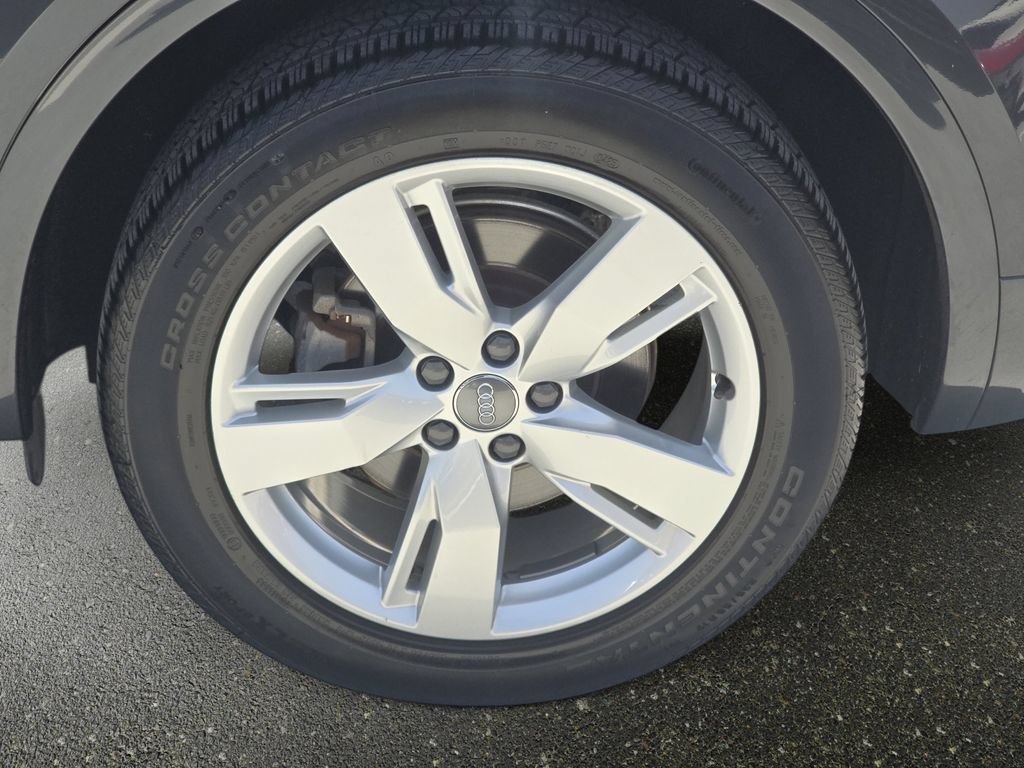 Used 2019 Audi Q5 Premium Plus w/ Premium Plus Package AWD/4WD image 30