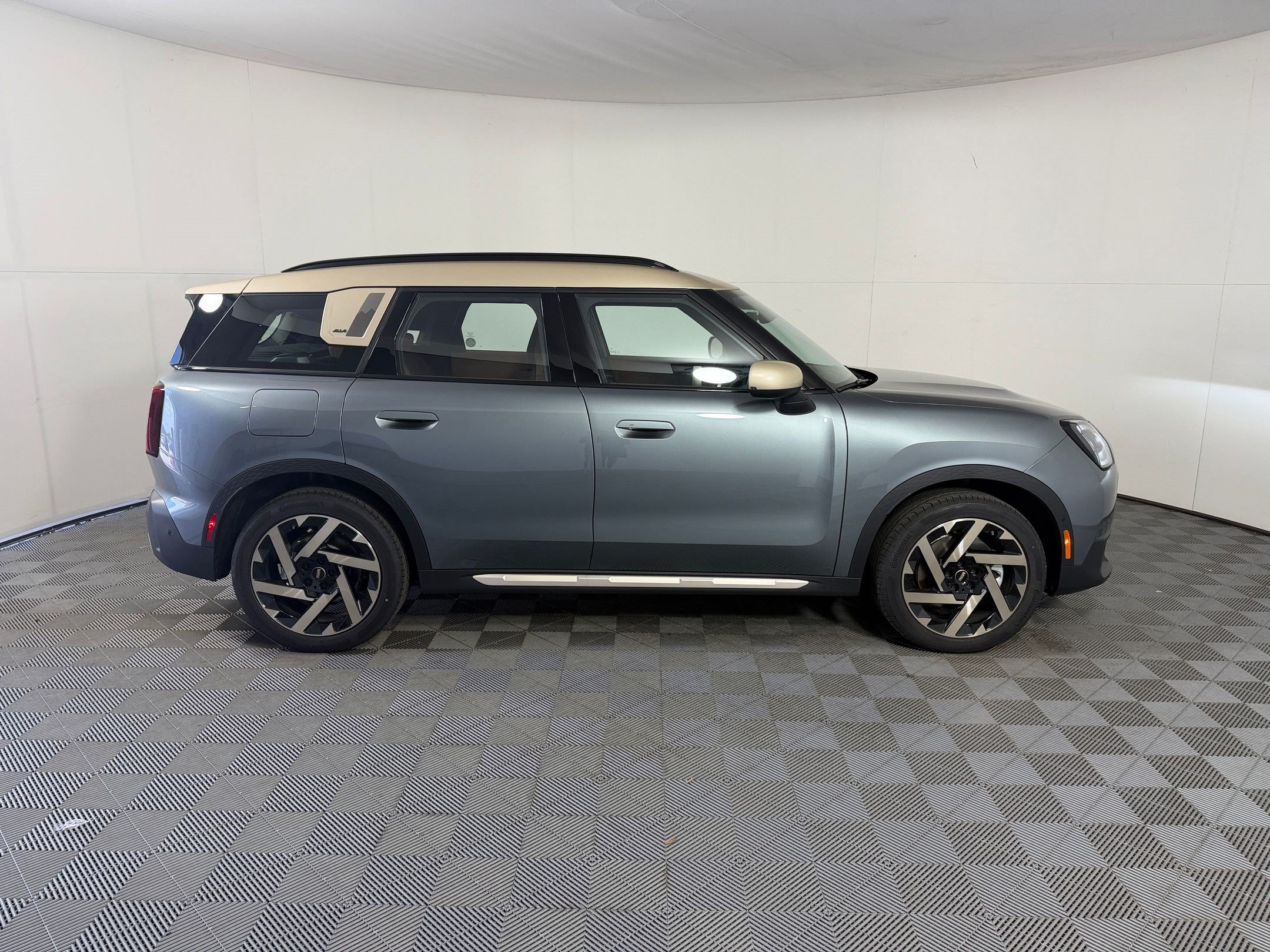 New 2027 MINI Cooper Countryman S AWD/4WD image 8