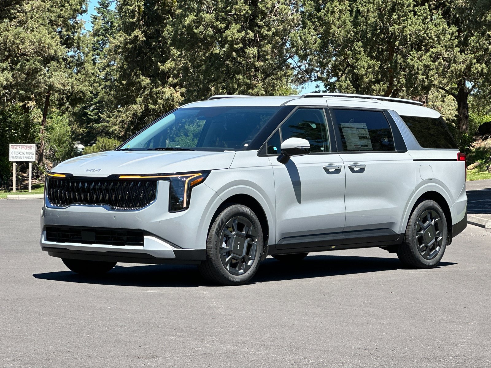 New 2026 Kia Carnival EX FWD image 8