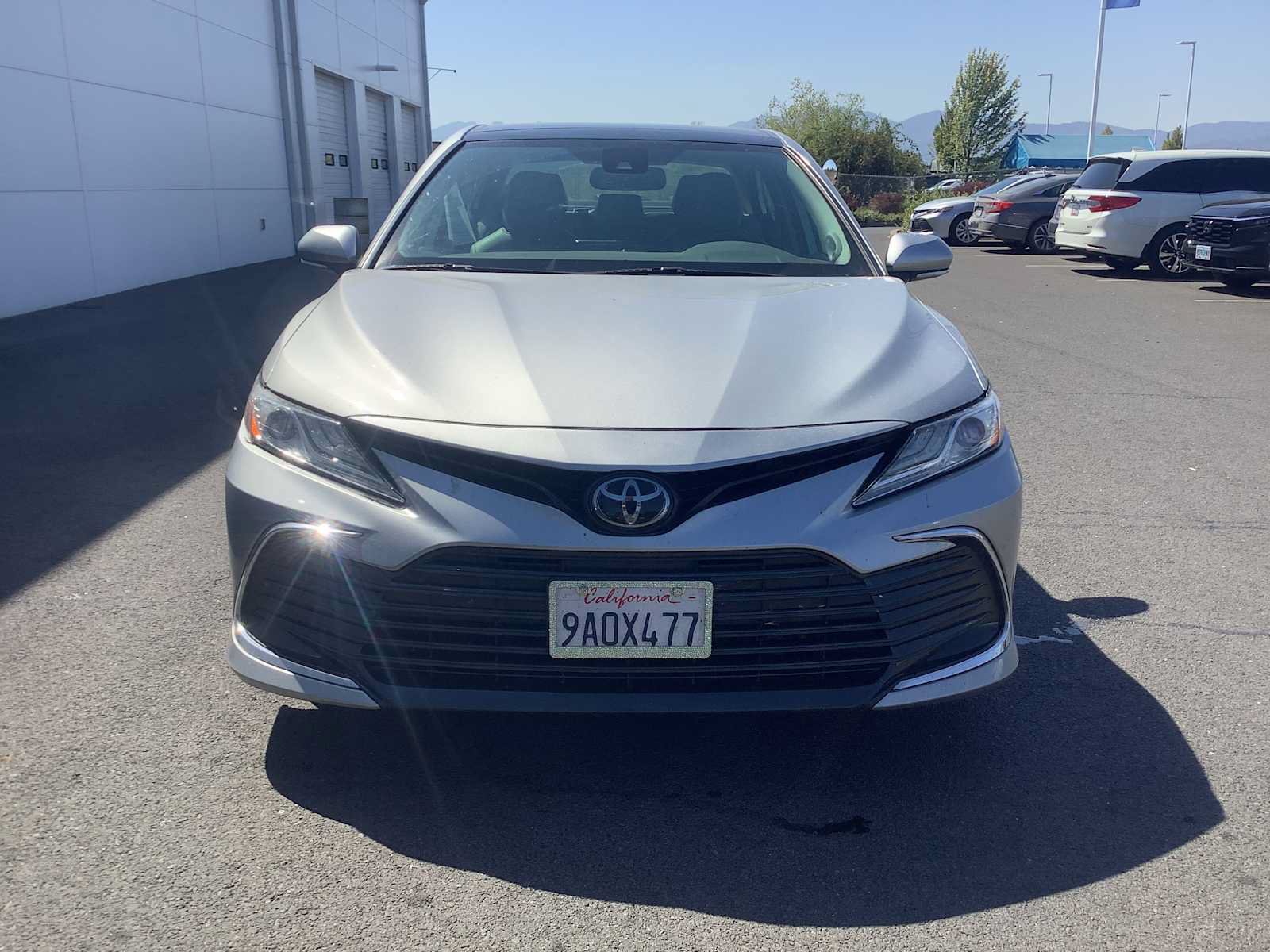 Used 2021 Toyota Camry XLE w/ Navigation Package AWD/4WD image 9