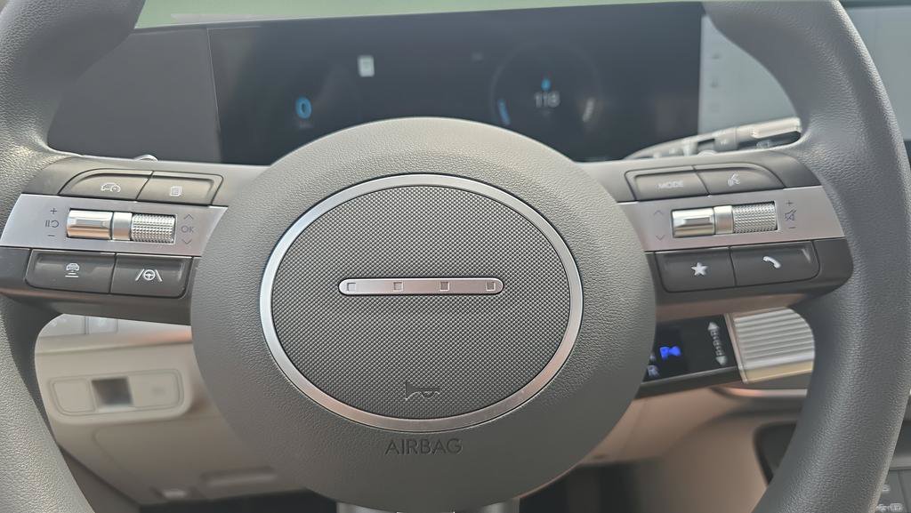 Certified 2024 Hyundai Kona SE FWD image 12