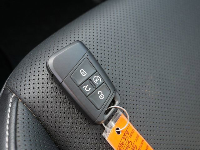 Certified 2022 Volkswagen Jetta SEL image 36