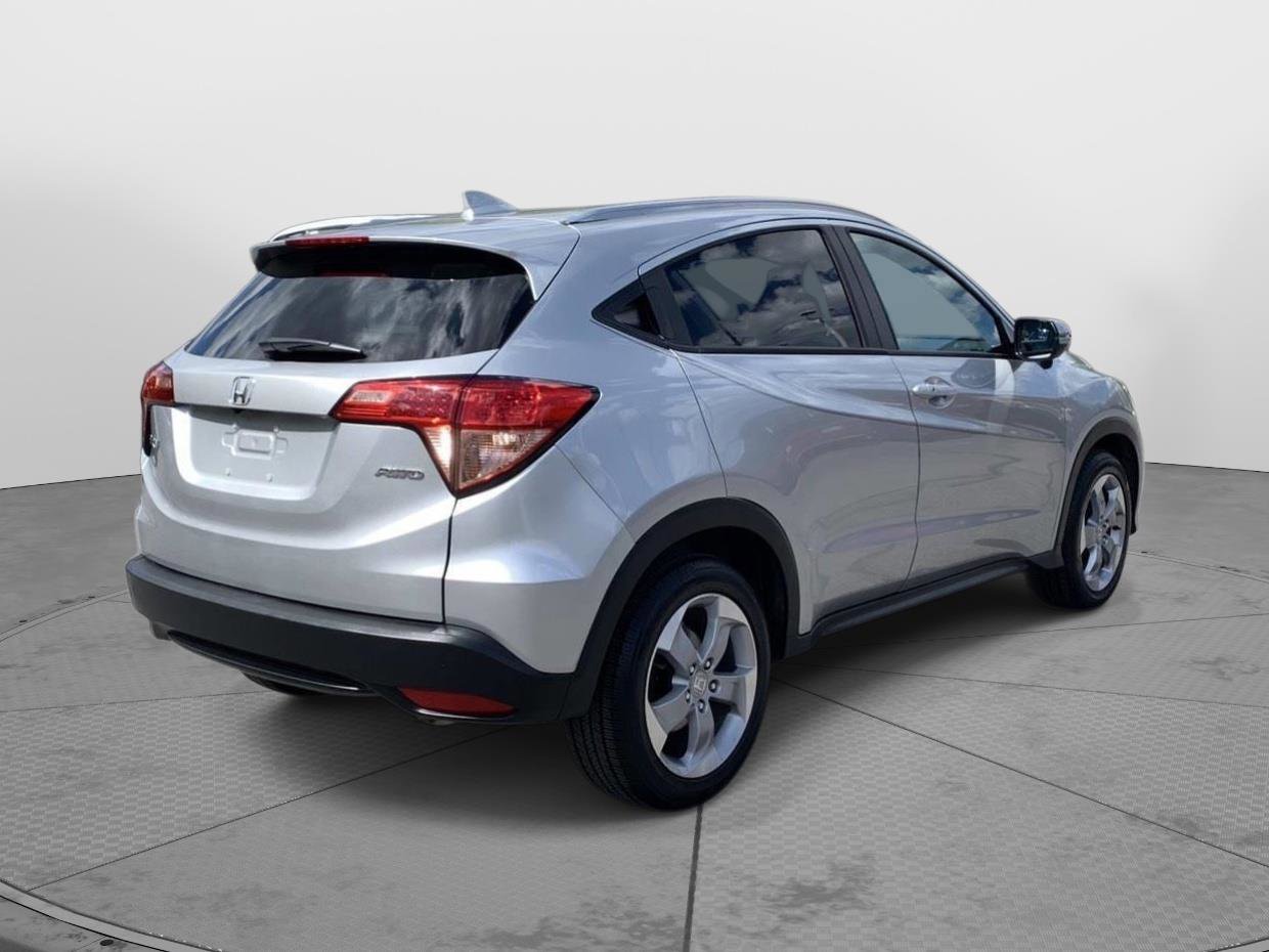 Used 2016 Honda HR-V EX-L image 3