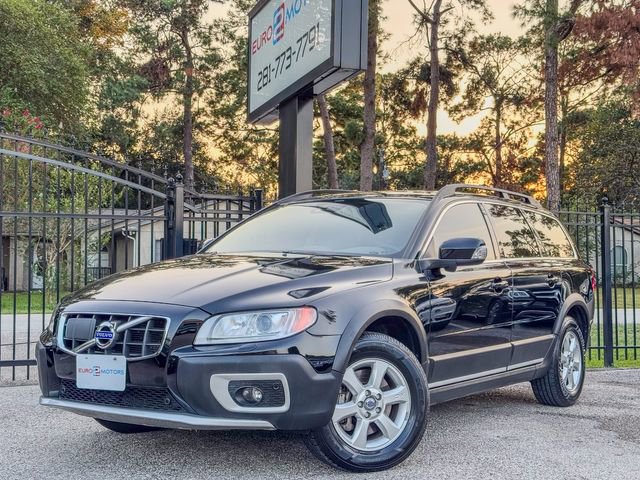 Used 2013 Volvo XC70 3.2 Platinum image 1